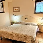 In Marche With Pool & Wine Tours *