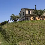 In Marche With Pool & Wine Tours Lägenhet