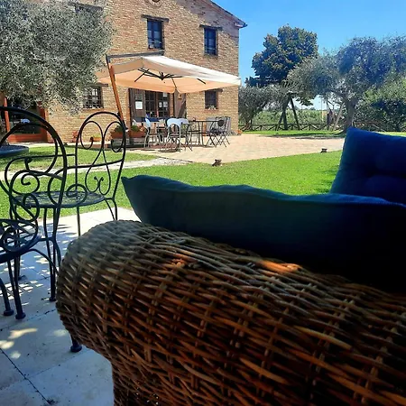 In Marche With Pool & Wine Tours